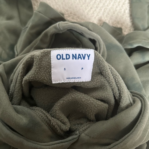 Old Navy - Green Tie Die Sweatsuit - Picture 3 of 12